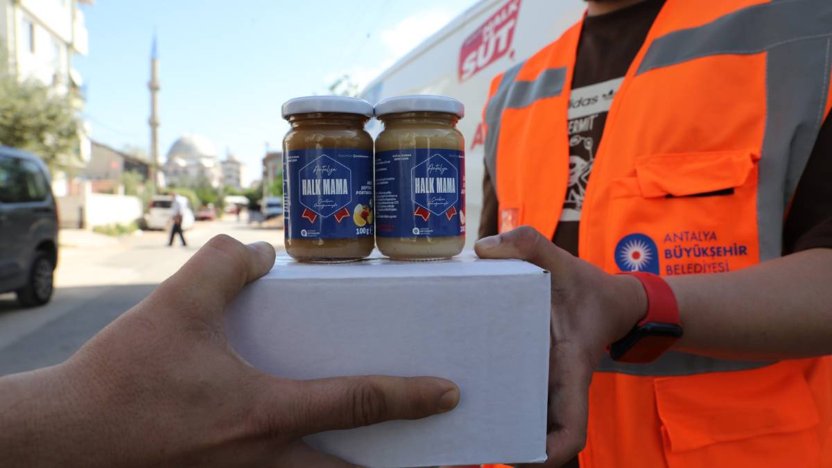 Antalya'da bebekli ailelere Büyükşehir desteği