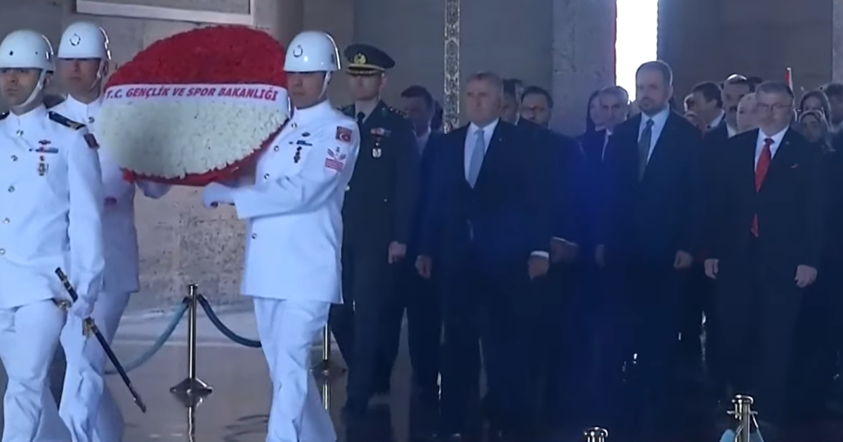 19 Mayıs Atatürk'ün Anma, Gençlik ve Spor Bayramı tüm yurtta coşkuyla kutlanıyor