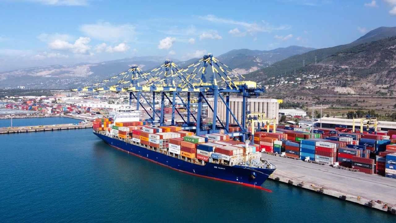 53,1 MİLYAR DOLAR OLDUDış ticaret açığı haziranda yüzde 26,3 artışla 10,4 milyar dolar