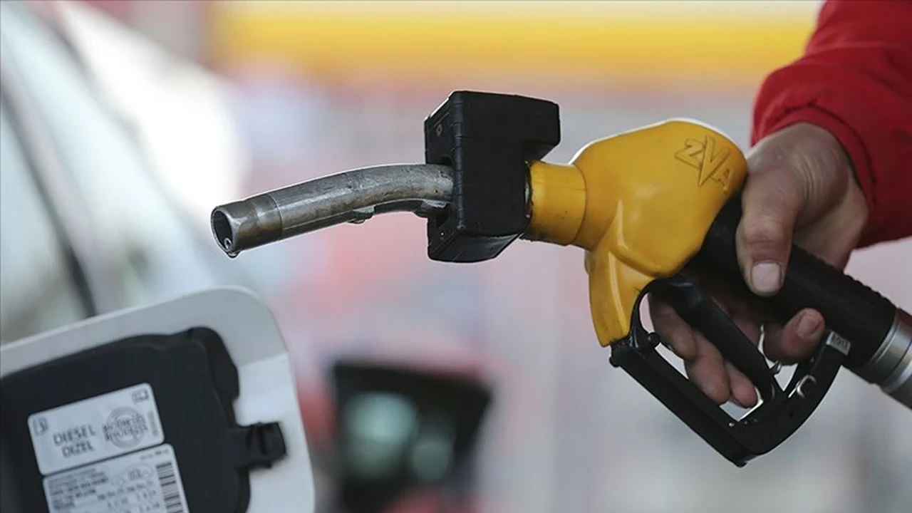 Akaryakıt fiyatlarında son durum! Benzin, motorin ve LPG'ye zam, indirim var mı? (12 Mayıs 2026)