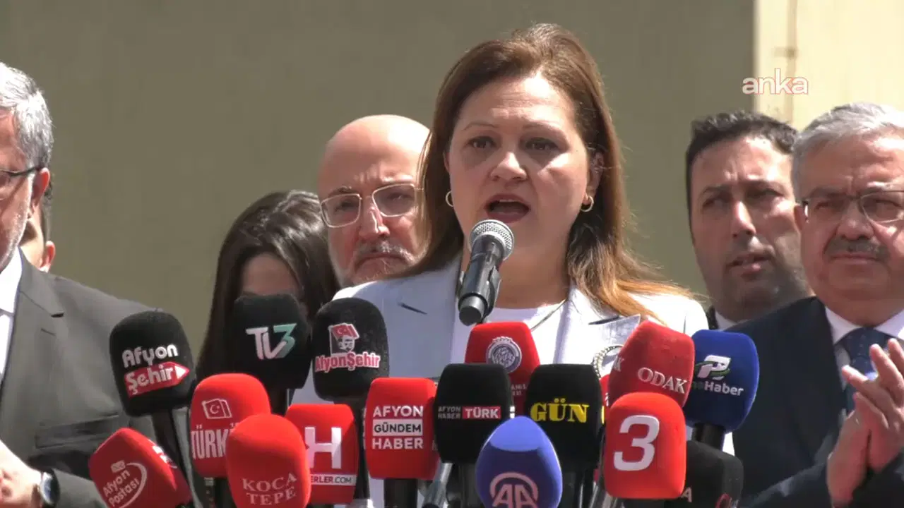 AKP'li Burcu Köksal Afyonkarahisar'da konuştu