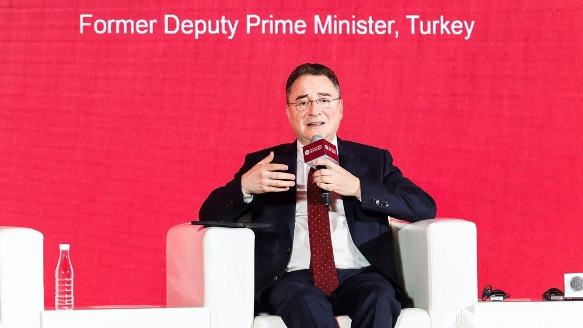 Babacan'dan Çin'de yeni finansal sistem çağrısı