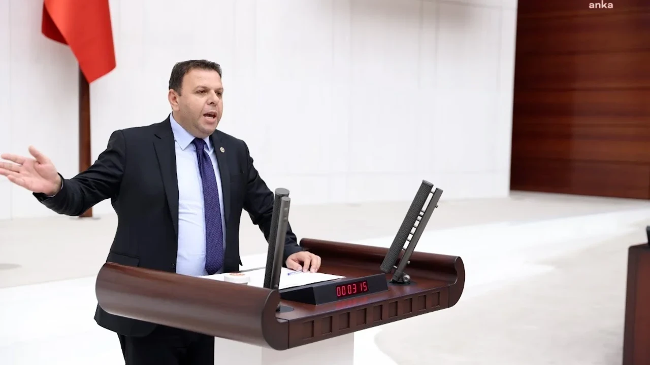 Bağımsız Edirne Milletvekili Ün'ün katılımıyla CHP'nin Meclis'teki sandalye sayısı 45'e yükseldi