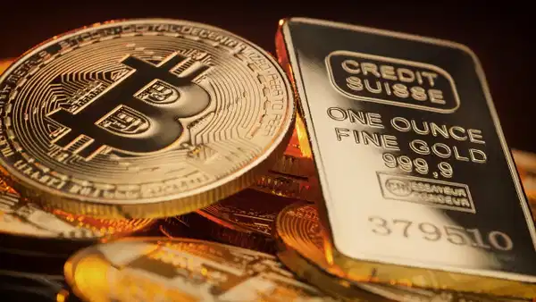 Bitcoin rekor seviyeden yüzde 51 geriledi