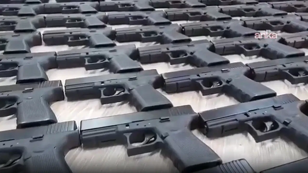 CHP dikkat çekti! Her gün yaklaşık 284 ruhsatsız silah ele geçiriliyor…