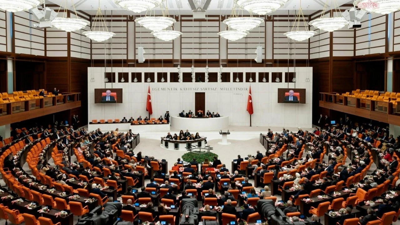 DEM Parti'nin Kürtçe önergesi AK Parti, MHP ve İYİ Parti oylarıyla reddedildi
