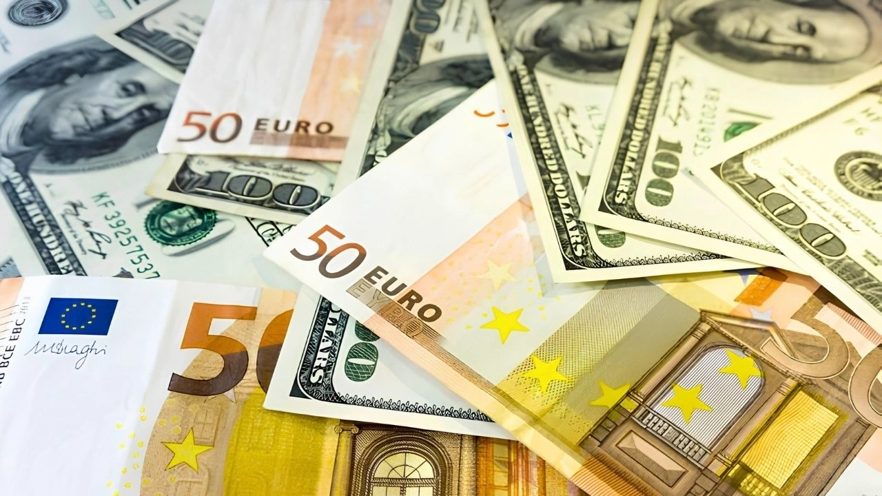 Dolar endeksi küresel piyasalarda değer kaybetmeyi sürdürürken