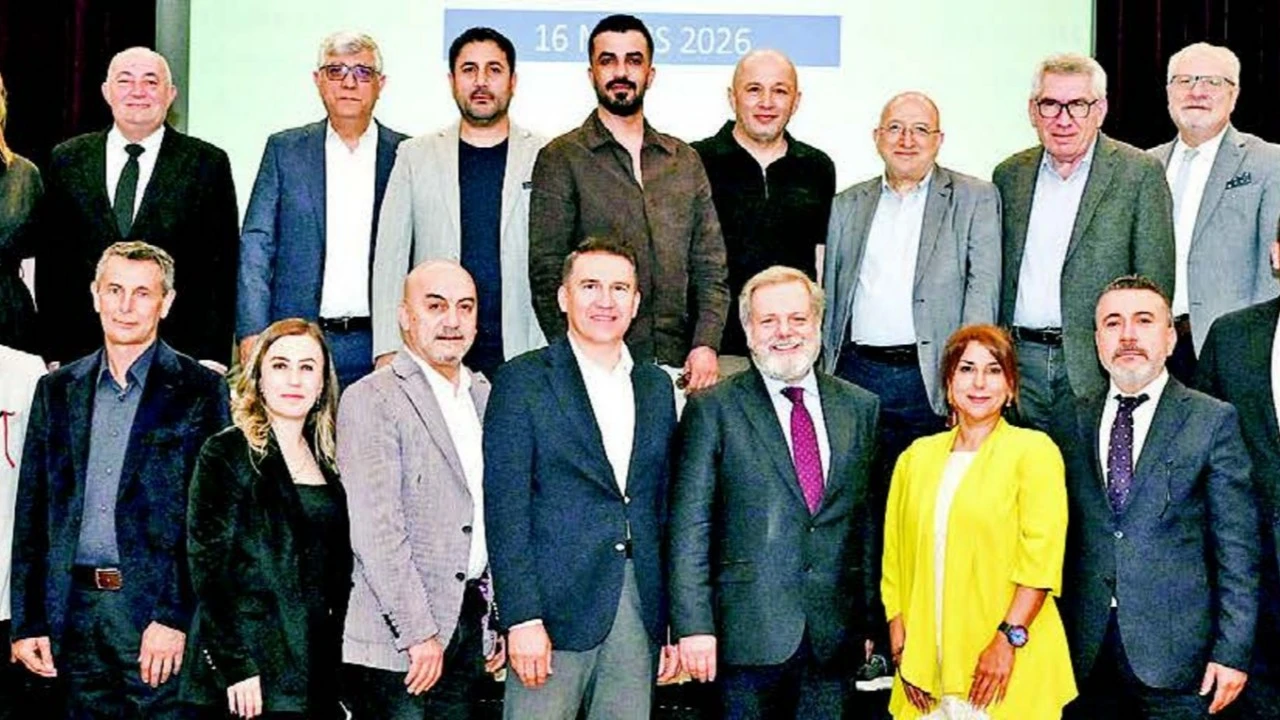 EKONOMİ ailesi, ikinci yarıdaki hedefleri için Ege'de buluştu