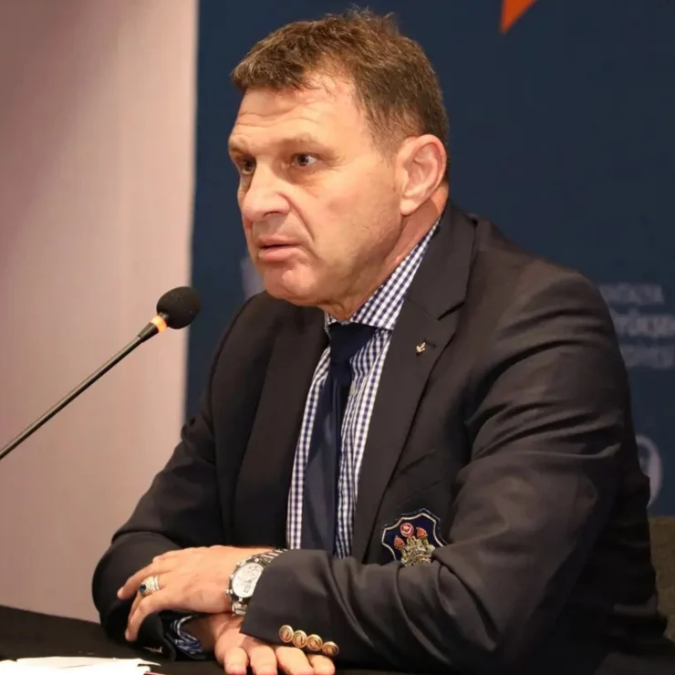 Emekli amiral Türker Ertürk cezaevine gönderildi