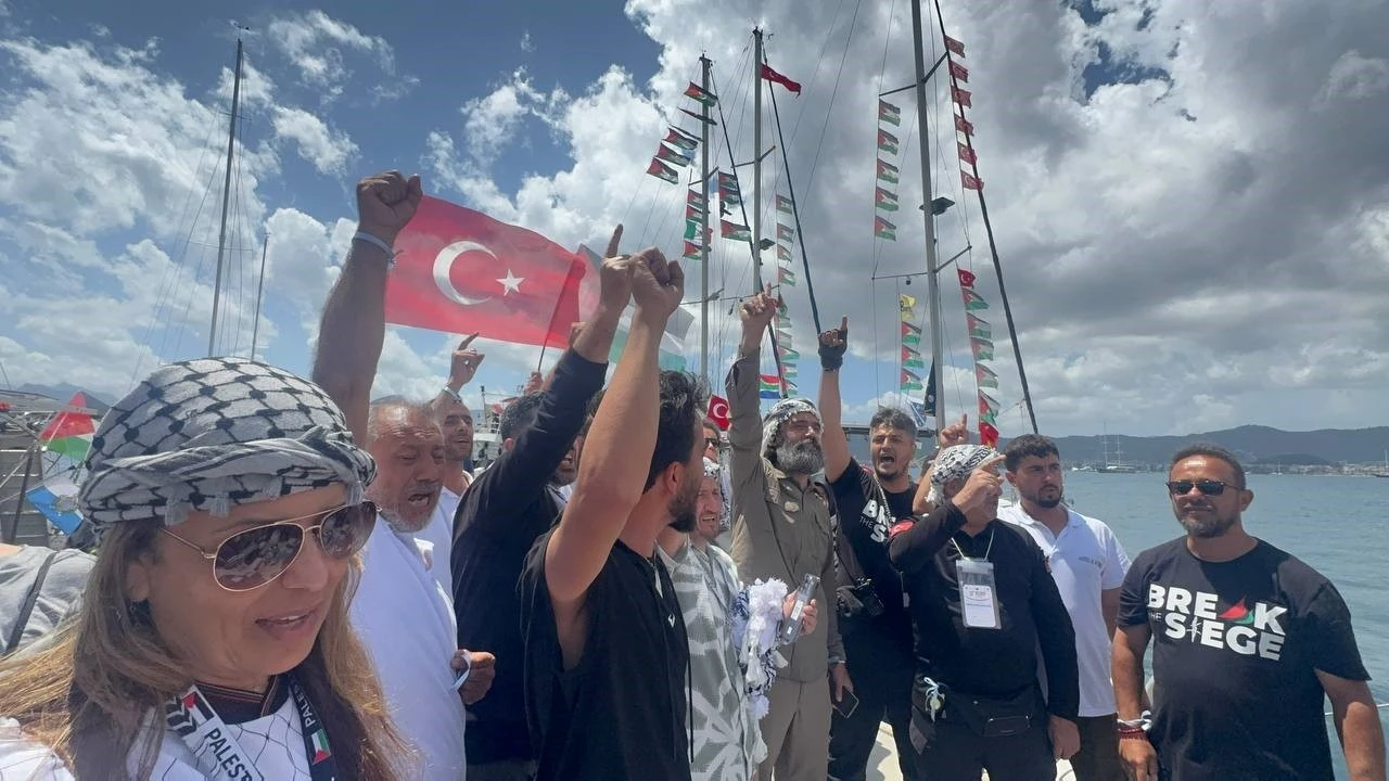 Global Sumud filosu Marmaris'ten Gazze'ye doğru yola çıktı