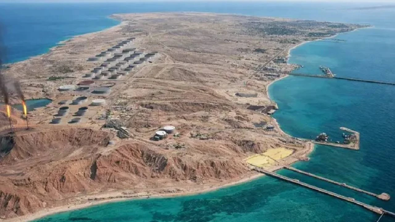 Hark Adası'nda petrol akışı durdu