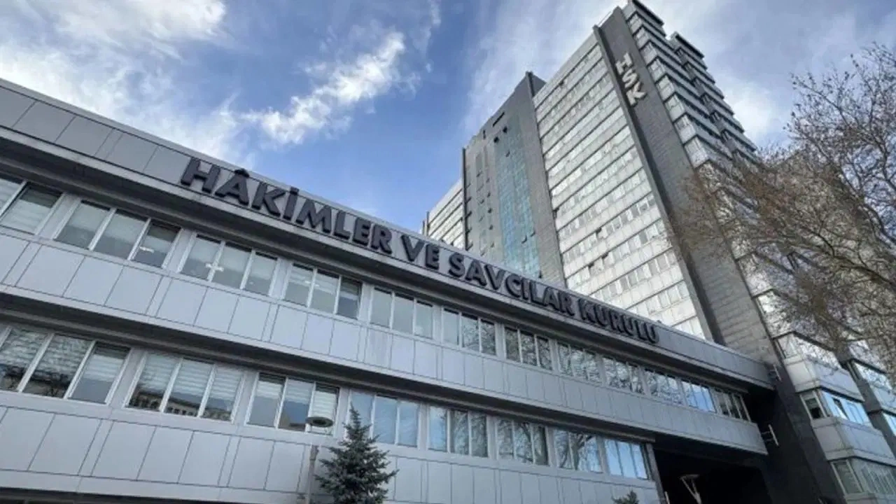 HSK'da yeni dönem: Teftiş Kurulu'nda görevli müfettişlere '5 yıl' şartı getirildi