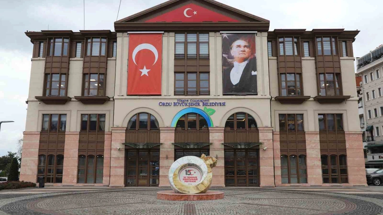 İstisnai kadro sayesinde Günaydın memur oldu: Ordu Belediyesi'nde genel müdür oldu
