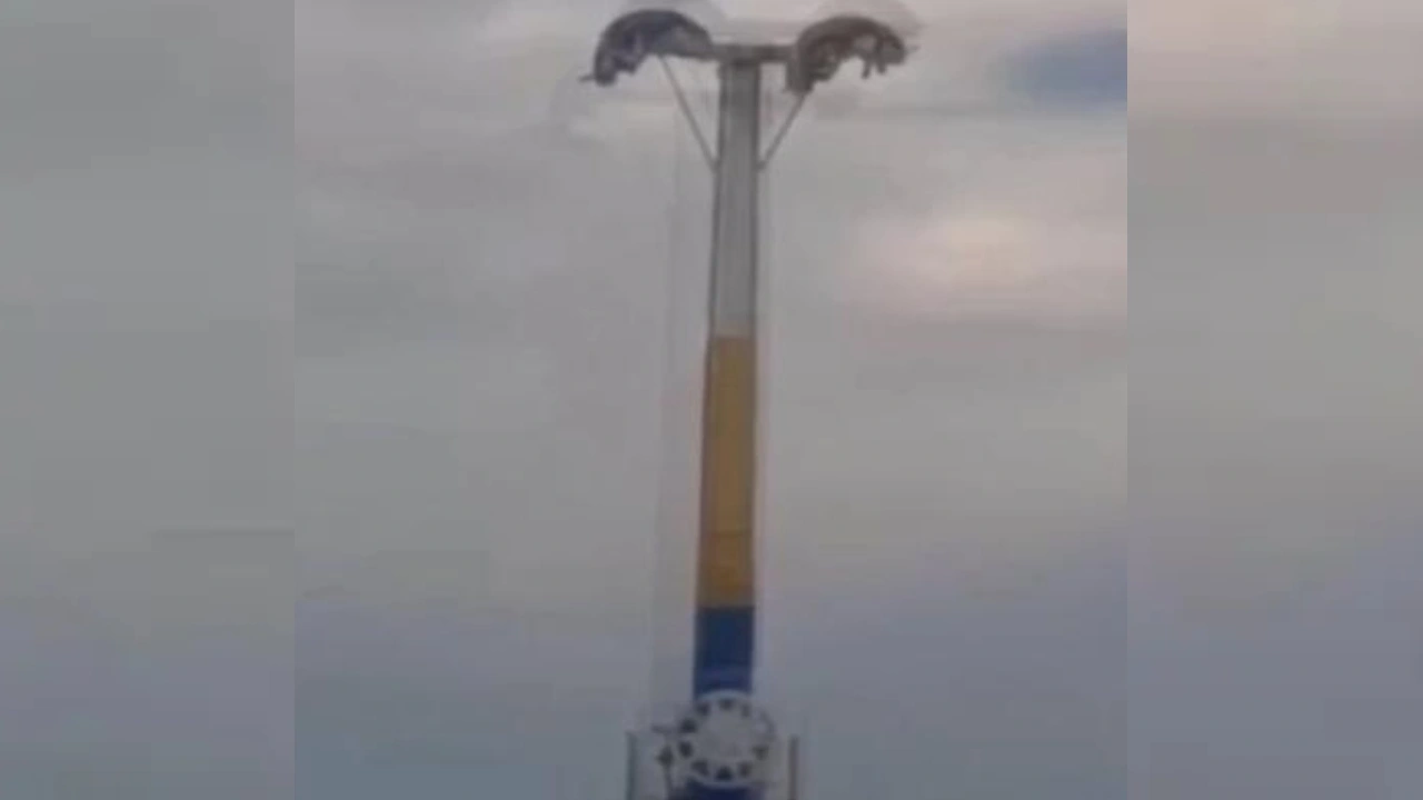İzmir'de lunaparkta korku dolu anlar