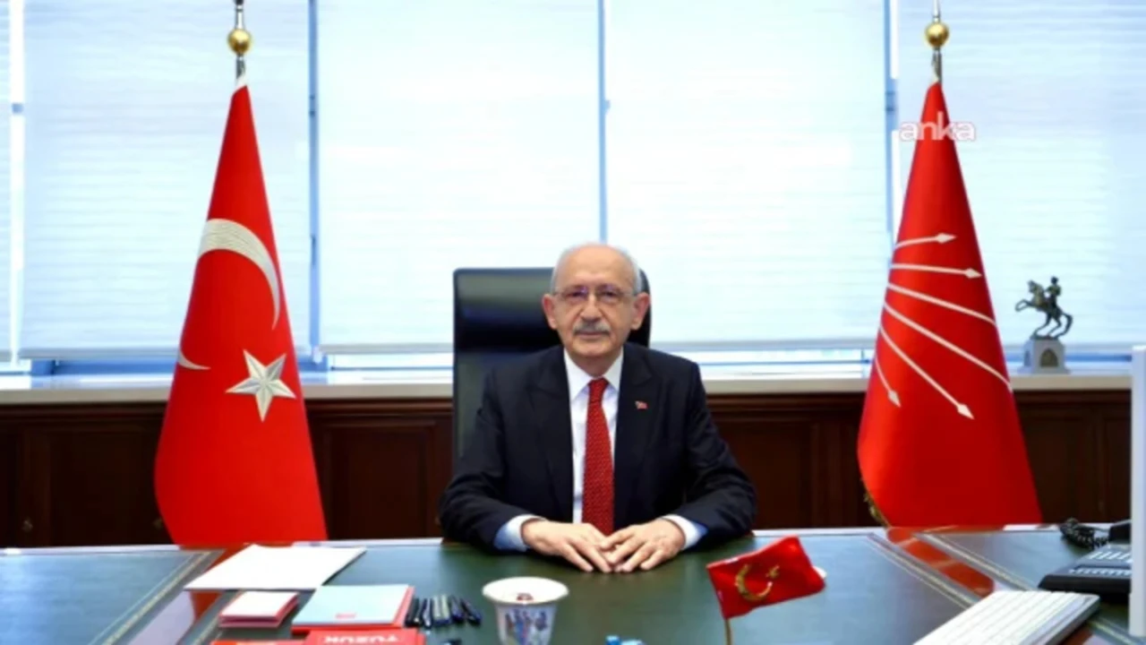 Kılıçdaroğlu 2,5 yıl sonra makam odasında!