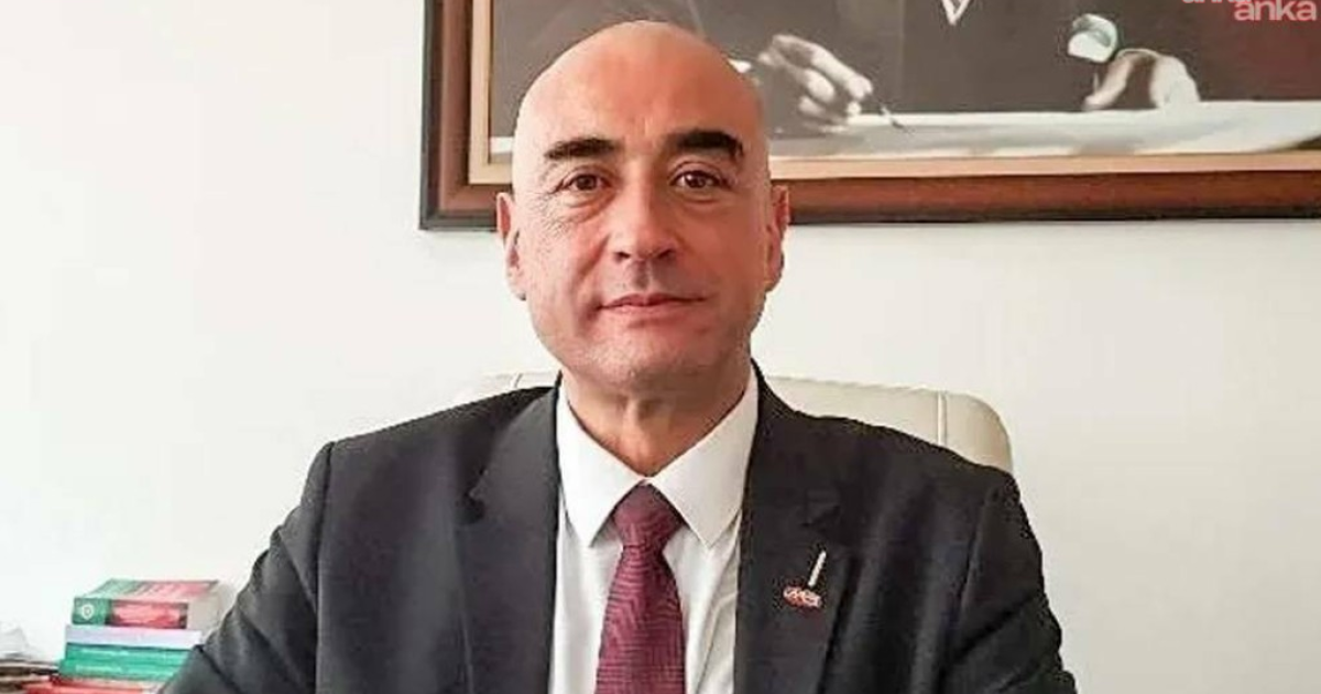 Kılıçdaroğlu, CHP'nin YSK Temsilcisi Mehmet Hadimi Yakupoğlu'nun görevine son verdi