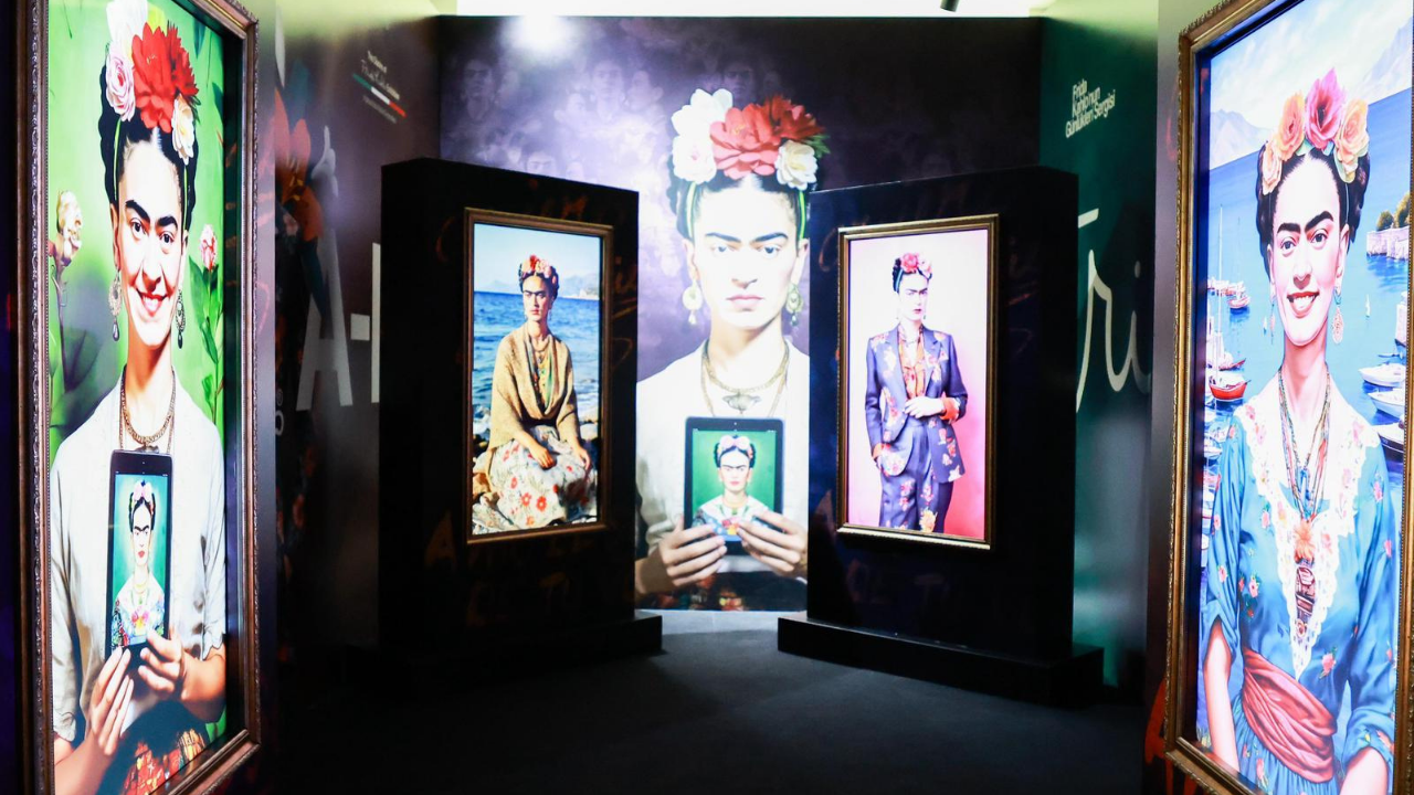 Manisa'da Frida Kahlo Sergisi, açılışından bu yana 20 bin ziyaretçiyi ağırladı