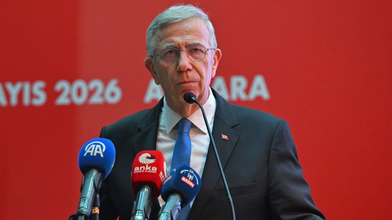Mansur Yavaş tavrını açık açık ortaya koydu! Özgür Özel'e desteğini açıkladı