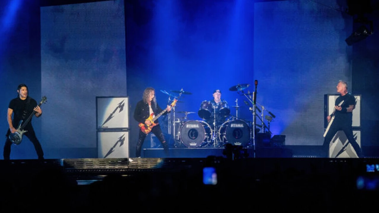 Metallica üyeleri Türkiye'ye geldi