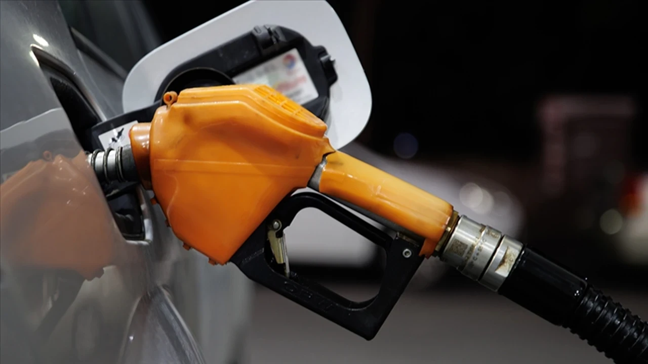Motorine ise 8,89 TL zam yapıldı: 13-31 Ağustos tarihleri arasında sıfır lira olarak belirlendi