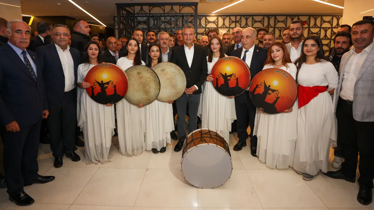 Özgür Özel, haziran ayında 10 şehri içerecek doğu turuna çıkıyor
