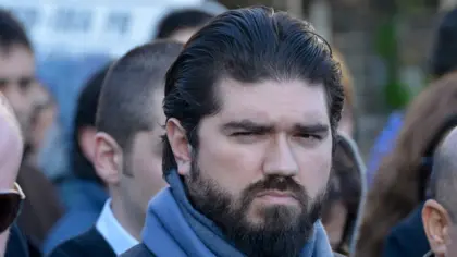 Rasim Ozan Kütahyalı tutuklandı! Rasim Ozan Kütahyalı'nın eşi merak edildi