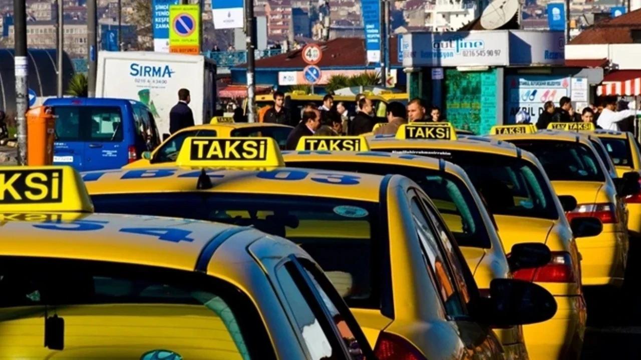 Taksiciler için yeni vergi dönemi! Her yolculuk dijital takibe girecek