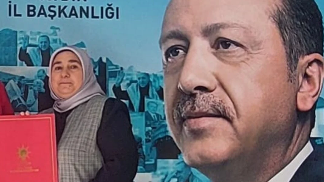 'Türbanlı olduğum için istenmedim' diyerek AKP'den istifa etti!