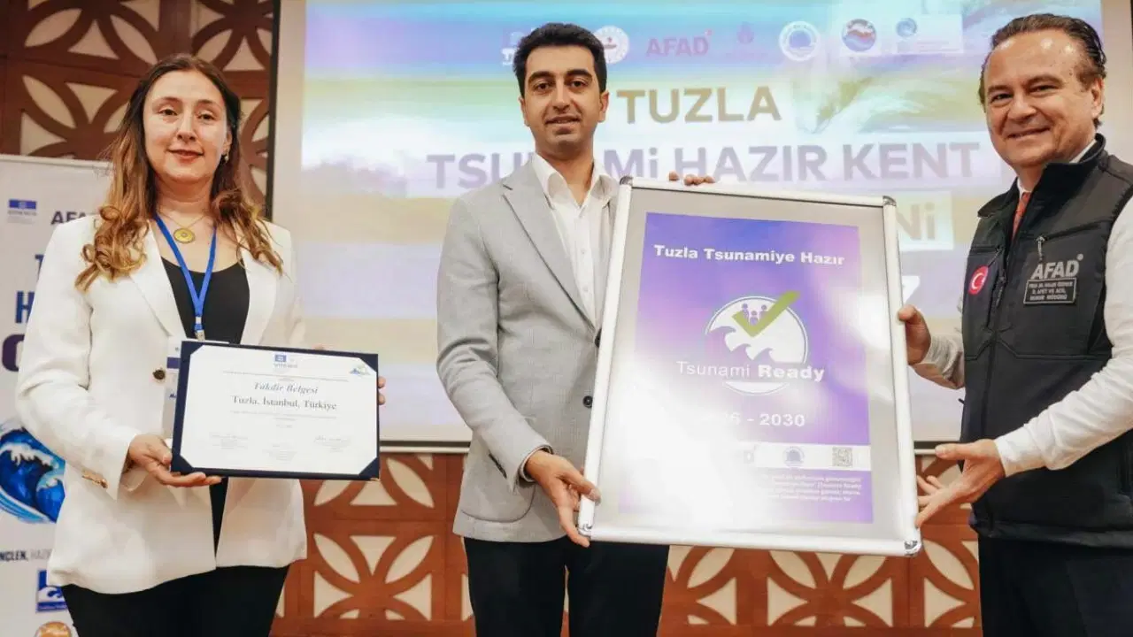 Tuzla'ya UNESCO tarafından 'Tsunamiye Hazır Kent' sertifikası verildi