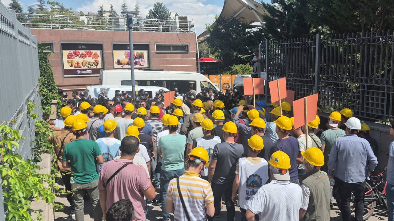 Ücret, tazminat ve mesai ücretlerini alamayan Eti Gümüş işçileri ve haklarının bir kısmını alamayan