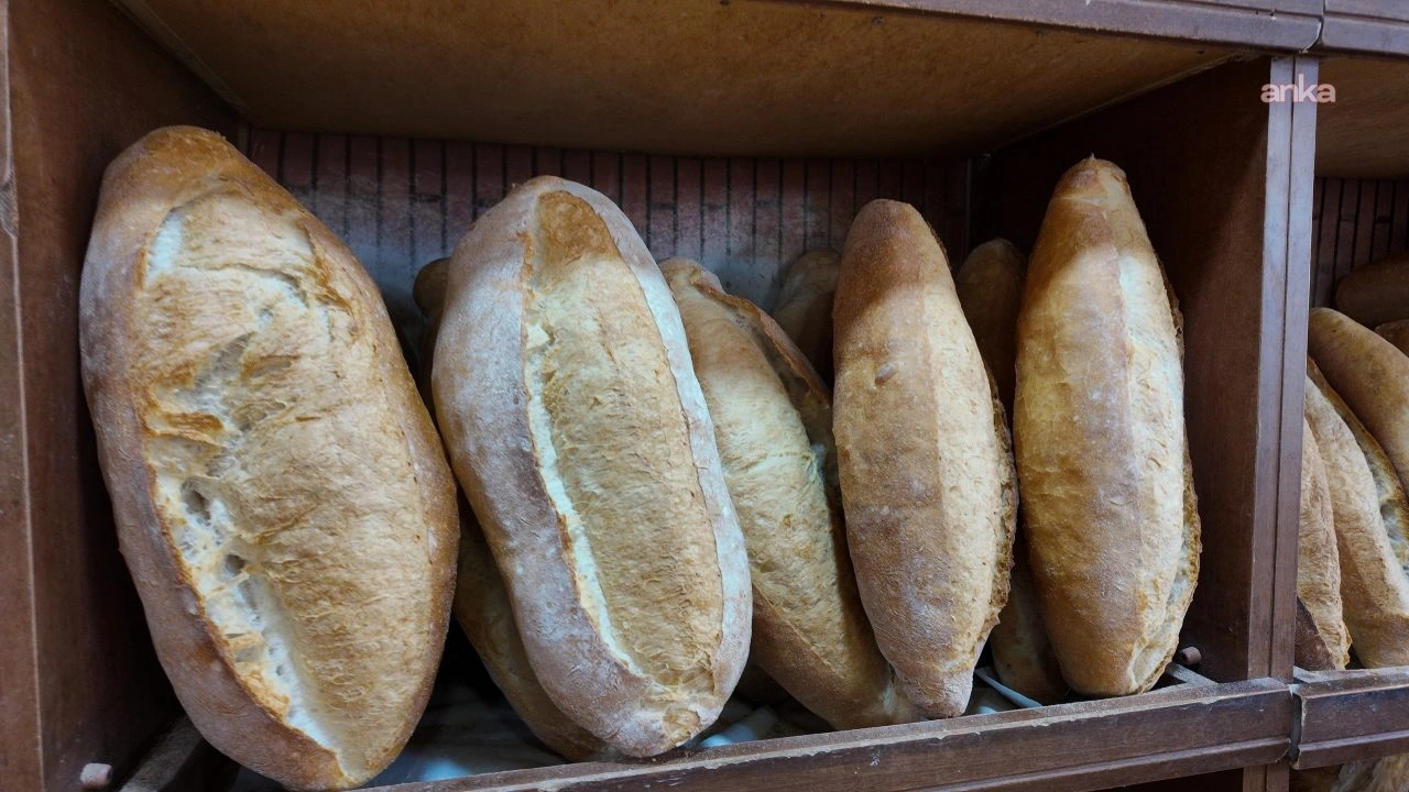 Yurttaşlar zamma tepki gösterirken: simit ve ev ekmeğine zam geldi